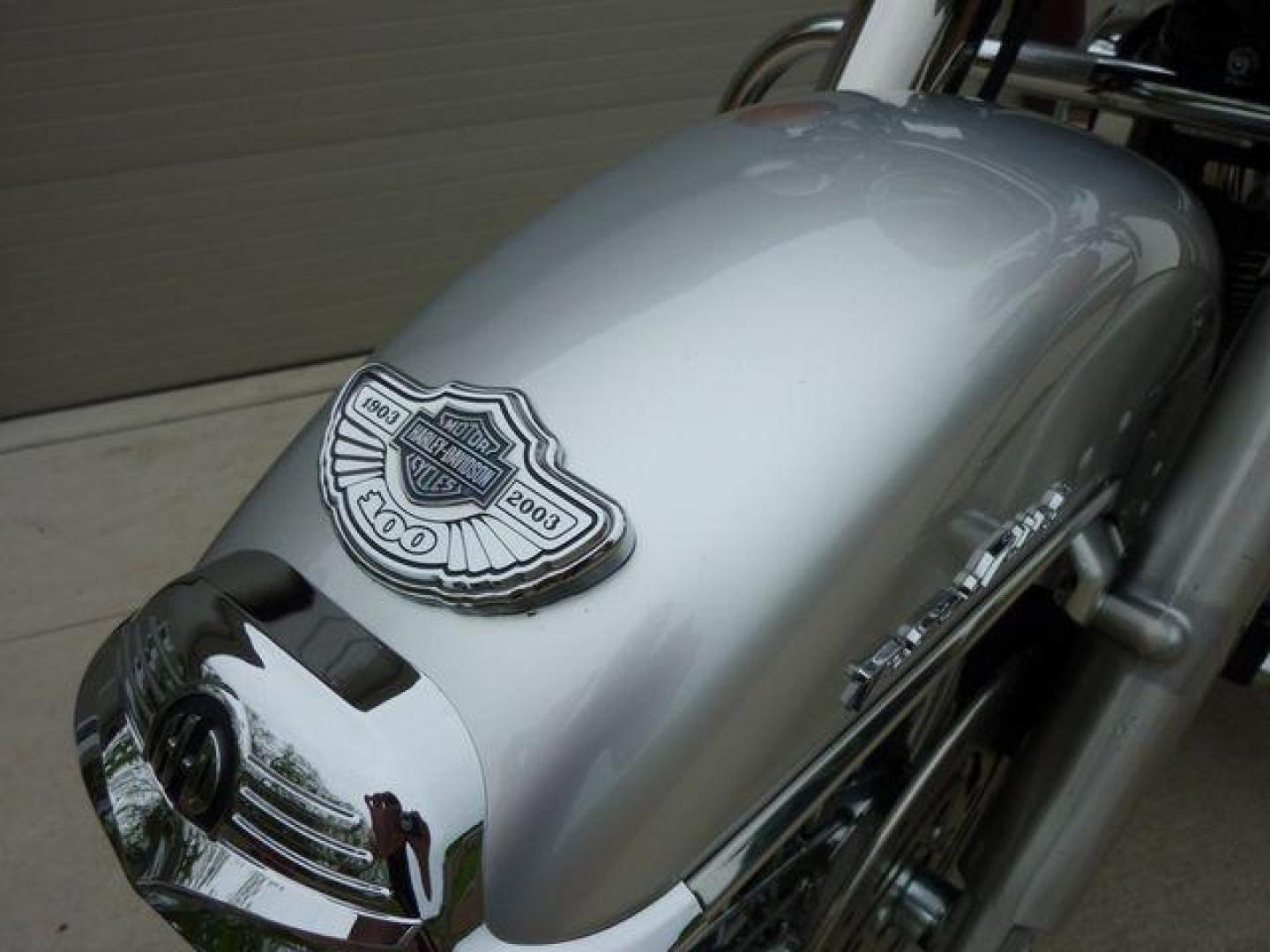 2003 Silver /N/A Other FLHRCI Road King 100th Anniversary Edition FLHRCI Road King 100th Anniversary Edition with an V2 engine, 5 Spd Manual transmission, located at 2510 47th St. Suite 200, Boulder, CO, 80301, (303) 641-0333, 40.026196, -105.243217 - Photo#30