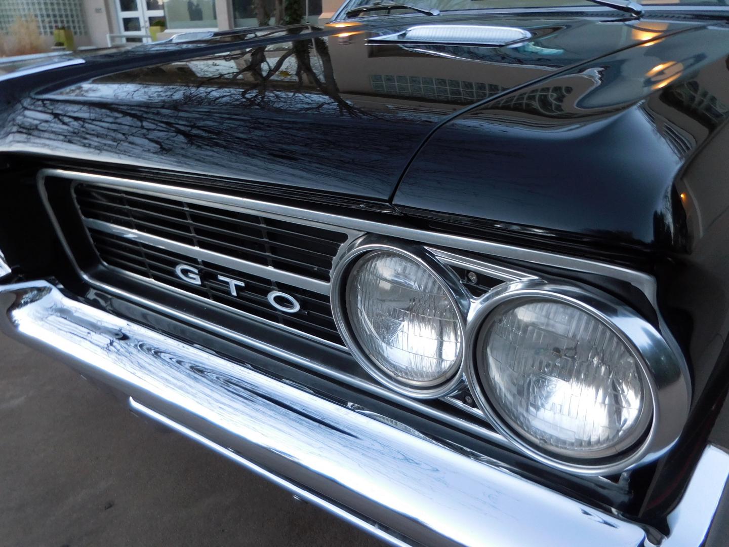 1964 Black /Black Pontiac GTO GTO Convertible Tri-Power (824B1318200) with an 389 cu. in. V8 engine, 4 Speed Manual transmission, located at 2510 47th St. Suite 200, Boulder, CO, 80301, (303) 641-0333, 40.026196, -105.243217 - "BIRTH of the MUSCLE CAR", March 1964 Car and Driver 0 to 60 mph 4.6 sec. 1964 Pontiac GTO. PHS Documented Correct. "Possibly ONE of ONE Ordered with these Specs", No PS or PB., Jim Mattison President, Pontiac Historical Services. "Maybe 10 Triple Black Tri-Power, 4 Speed Convertibles wer - Photo#28