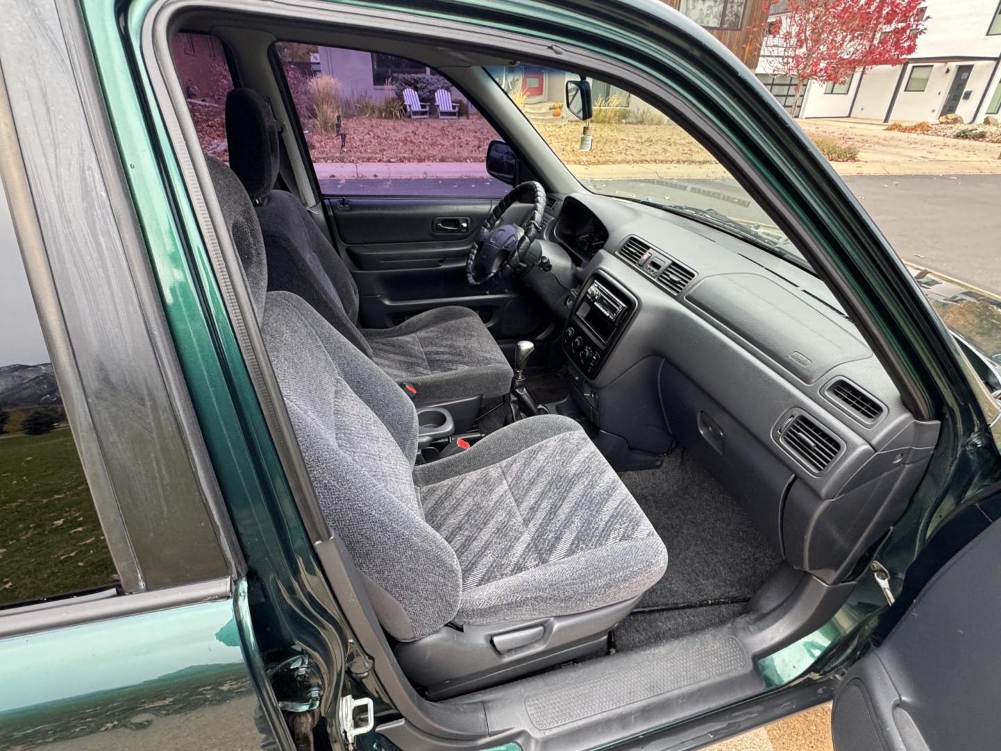 2001 Green /gray Honda CR-V LX 4WD (JHLRD17421S) with an 2.0L L4 DOHC 16V engine, 5-Speed Manual Overdrive transmission, located at 2510 47th St. Suite 200, Boulder, CO, 80301, (303) 641-0333, 40.026196, -105.243217 - This Beautiful Accident Free, Honda CR-V was acquired by Boulder Motors in October 2024 in Boulder CO. It is Finished in Honda’s Clover Green Pearl (GA). A Clean Clear Colorado Title, 248,xxx, Included is a comprehensive list of all the work done to the CR-V in August of 2023: New JDM Motors f - Photo#22