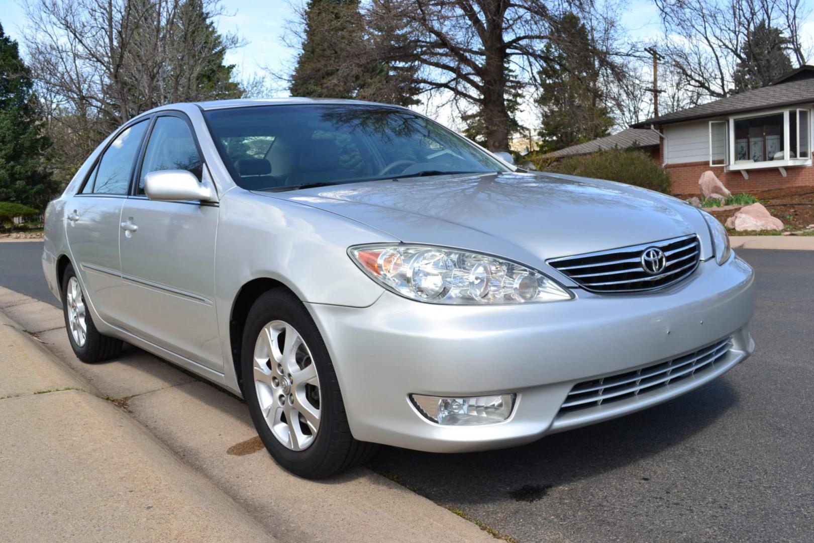 2005 Silver /gray Toyota Camry LE V6 (4T1BF30K75U) with an 3.0L V6 DOHC 24V engine, 5-Speed Automatic Overdrive transmission, located at 2510 47th St. Suite 200, Boulder, CO, 80301, (303) 641-0333, 40.026196, -105.243217 - This Beautiful One Owner, Low Mileage, Colorado Non-Smoker, Female Driven Camry XLE is a new Acquisition by Boulder Motors of Boulder Colorado. It is Finished in Toyota’s Lunar Mist Metallic with Stone interior. It has a One Owner CarFax and Autocheck showing No Odometer or Problems reported Ever. - Photo#6