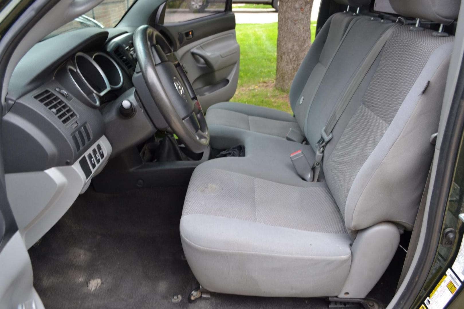 2012 Green /gray Toyota Tacoma Regular Cab 4WD (5TFPX4EN7CX) with an 2.7L L4 DOHC 16V engine, 5-Speed Manual transmission, located at 2510 47th St. Suite 200, Boulder, CO, 80301, (303) 641-0333, 40.026196, -105.243217 - Photo#16