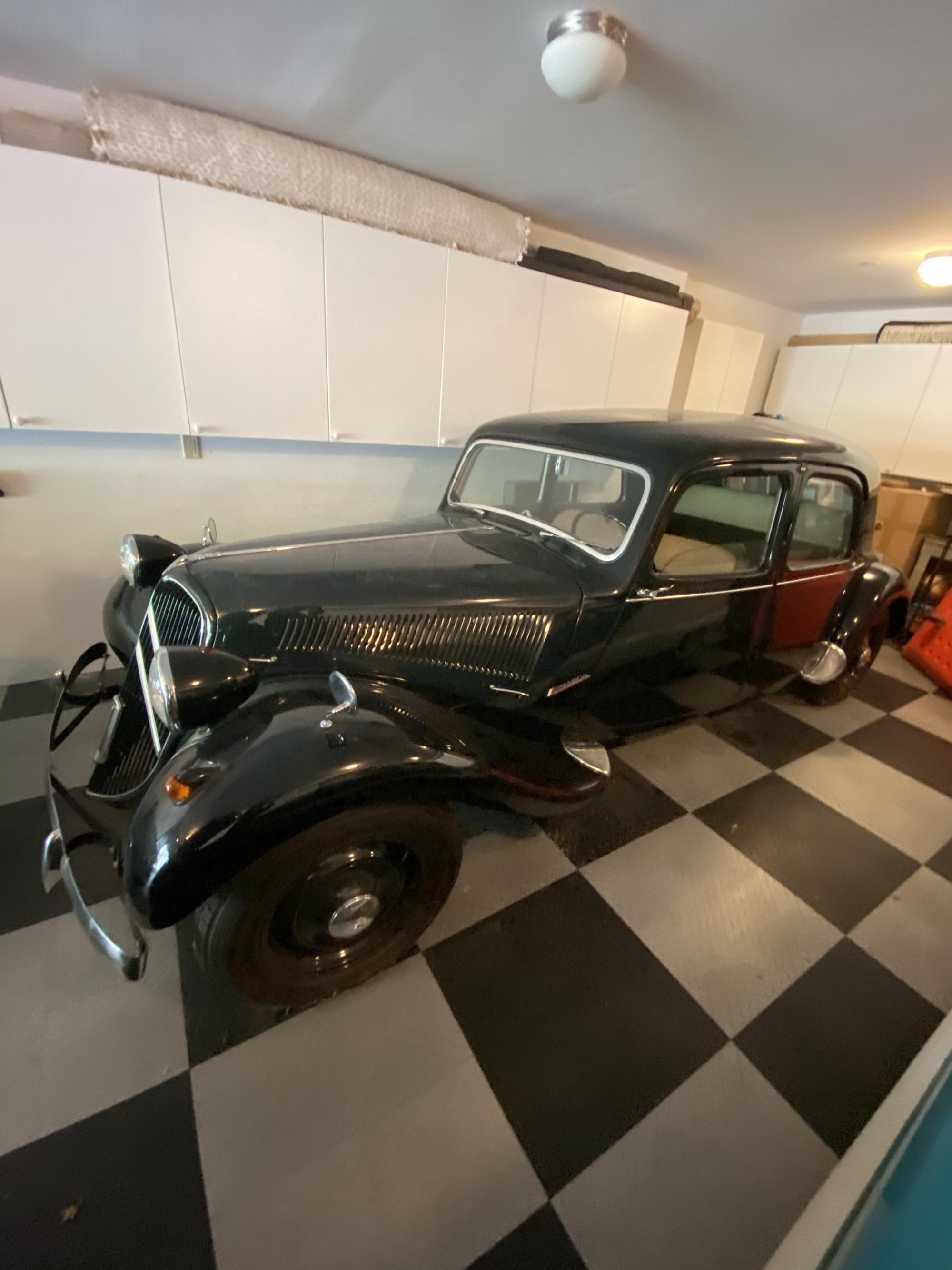 photo of 1955 Citroën 11B