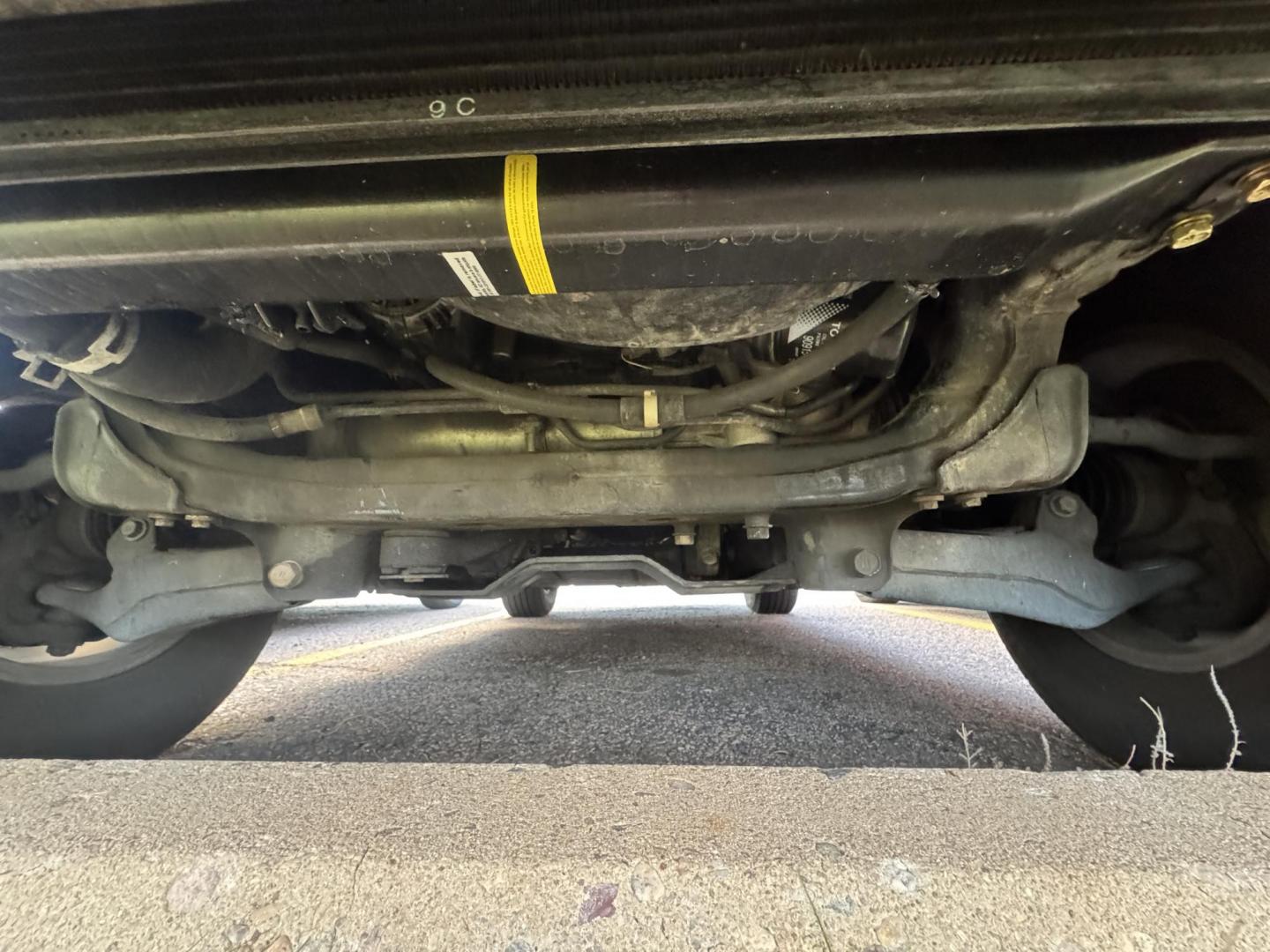 2002 Green /Gray Lexus LX 470 Sport Utility (JTJHT00W623) with an 4.7L V8 DOHC 32V engine, 4-Speed Automatic Overdrive transmission, located at 2510 47th St. Suite 200, Boulder, CO, 80301, (303) 641-0333, 40.026196, -105.243217 - Photo#43