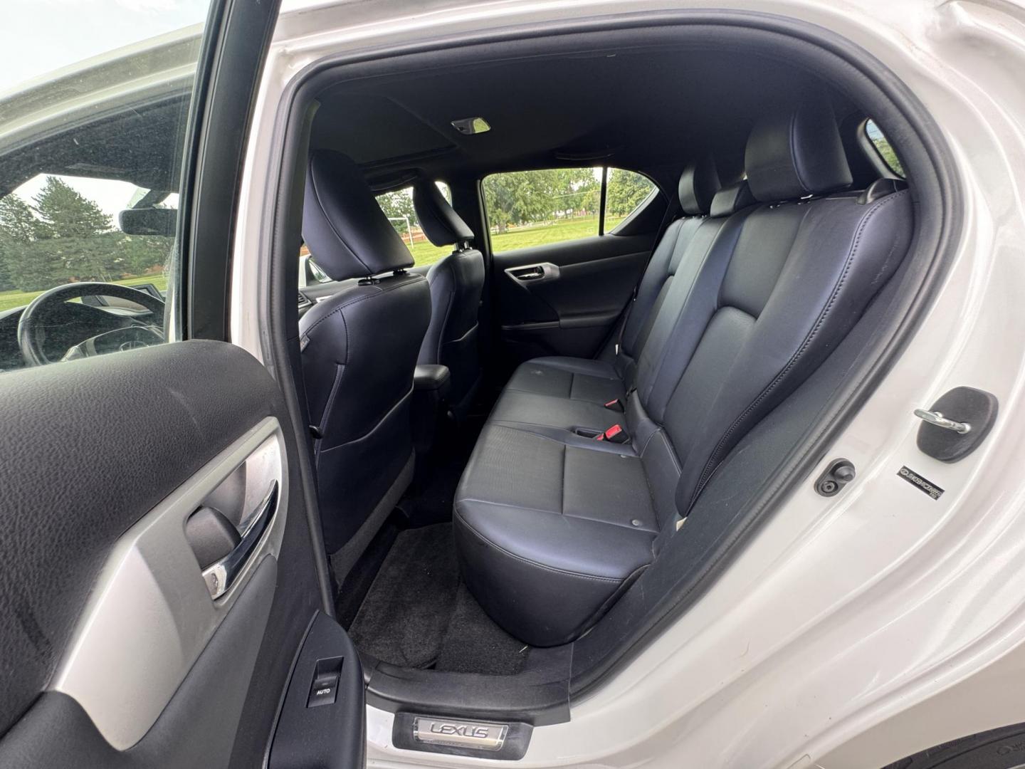 2012 White /Black Lexus CT 200h Base (JTHKD5BH1C2) with an 1.8L L4 HYBRID engine, Continuously Variable Transmission transmission, located at 2510 47th St. Suite 200, Boulder, CO, 80301, (303) 641-0333, 40.026196, -105.243217 - This Non smoker, Southern and Colorado owned 2012 Lexus CT 200H Premium was acquired by Boulder Motors in 2023 and used as a Company Car ever since. It is finished in Starfire Pearl with Black Interior. The Car Fax and Auto check is clean and Clear showing one minor accident. The Colorado title is C - Photo#32