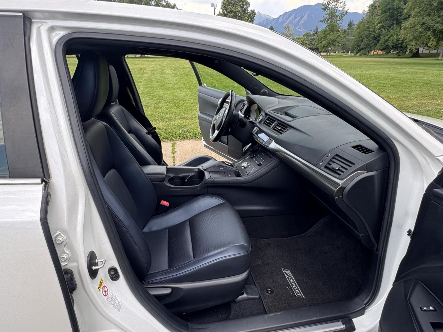 2012 White /Black Lexus CT 200h Base (JTHKD5BH1C2) with an 1.8L L4 HYBRID engine, Continuously Variable Transmission transmission, located at 2510 47th St. Suite 200, Boulder, CO, 80301, (303) 641-0333, 40.026196, -105.243217 - This Non smoker, Southern and Colorado owned 2012 Lexus CT 200H Premium was acquired by Boulder Motors in 2023 and used as a Company Car ever since. It is finished in Starfire Pearl with Black Interior. The Car Fax and Auto check is clean and Clear showing one minor accident. The Colorado title is C - Photo#35