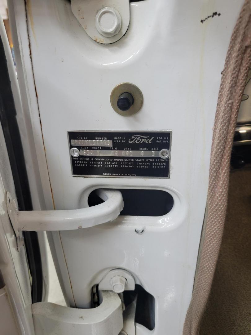 1960 White /Tan Ford Thunderbird (0Y71Y137793) , Automatic transmission, located at 2510 47th St. Suite 200, Boulder, CO, 80301, (303) 641-0333, 40.026196, -105.243217 - 1960 Thunderbird, 24,000 Original Actual 2 owner miles. All Original Factory Leather interior recently reconditioned with leather moisturizer. Purchased from Pierce-Arrow Foundation collection and refreshed by retired Ford Dealer Max Hanson. At Our Listed Price This great 1960 Ford Thunderbird qu - Photo#77