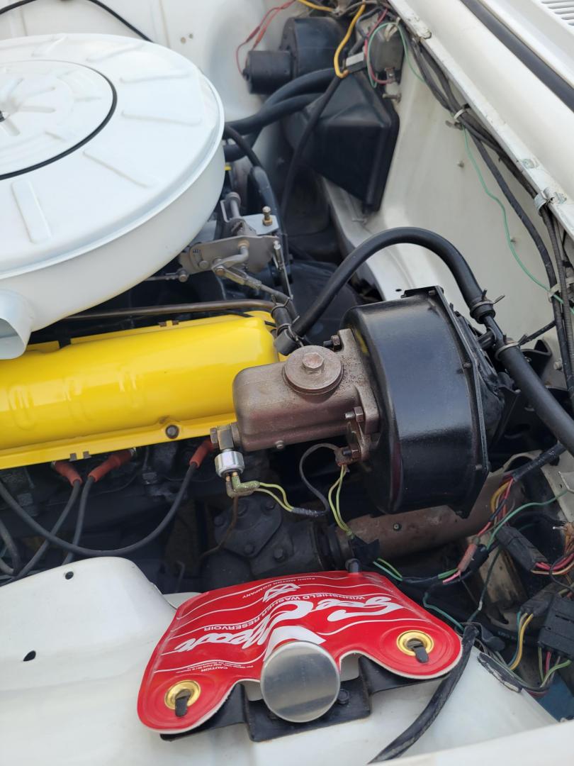 1960 White /Tan Ford Thunderbird (0Y71Y137793) , Automatic transmission, located at 2510 47th St. Suite 200, Boulder, CO, 80301, (303) 641-0333, 40.026196, -105.243217 - 1960 Thunderbird, 24,000 Original Actual 2 owner miles. All Original Factory Leather interior recently reconditioned with leather moisturizer. Purchased from Pierce-Arrow Foundation collection and refreshed by retired Ford Dealer Max Hanson. At Our Listed Price This great 1960 Ford Thunderbird qu - Photo#84