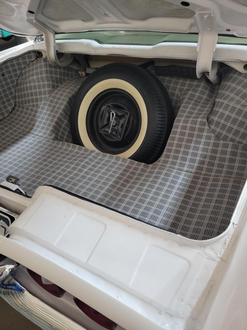 1960 White /Tan Ford Thunderbird (0Y71Y137793) , Automatic transmission, located at 2510 47th St. Suite 200, Boulder, CO, 80301, (303) 641-0333, 40.026196, -105.243217 - 1960 Thunderbird, 24,000 Original Actual 2 owner miles. All Original Factory Leather interior recently reconditioned with leather moisturizer. Purchased from Pierce-Arrow Foundation collection and refreshed by retired Ford Dealer Max Hanson. At Our Listed Price This great 1960 Ford Thunderbird qu - Photo#88