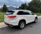 2019 White /Tan Toyota Highlander Limited AWD V6 (5TDDZRFH5KS) with an 3.5L V6 DOHC 24V engine, 6A transmission, located at 2510 47th St. Suite 200, Boulder, CO, 80301, (303) 641-0333, 40.026196, -105.243217 - This Beautiful New Mexico owned 2019 Toyota Highlander Limited is a recent acquisition by Boulder Motors. It is finished in Toyota’s Blizzard Pearl with Tan Interior. The Car Fax and Auto check is clean and Clear showing no accidents. The Colorado title is Clean Clear. Premium Features include: - Photo#44