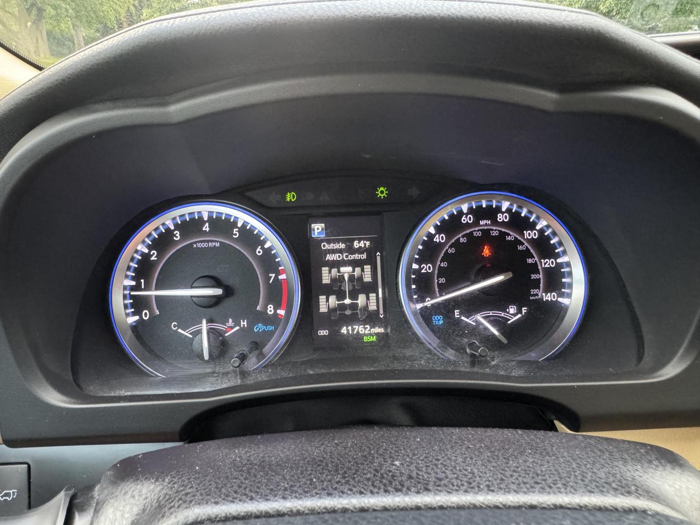2019 White /Tan Toyota Highlander Limited AWD V6 (5TDDZRFH5KS) with an 3.5L V6 DOHC 24V engine, 6A transmission, located at 2510 47th St. Suite 200, Boulder, CO, 80301, (303) 641-0333, 40.026196, -105.243217 - This Beautiful New Mexico owned 2019 Toyota Highlander Limited is a recent acquisition by Boulder Motors. It is finished in Toyota’s Blizzard Pearl with Tan Interior. The Car Fax and Auto check is clean and Clear showing no accidents. The Colorado title is Clean Clear. Premium Features include: - Photo#68