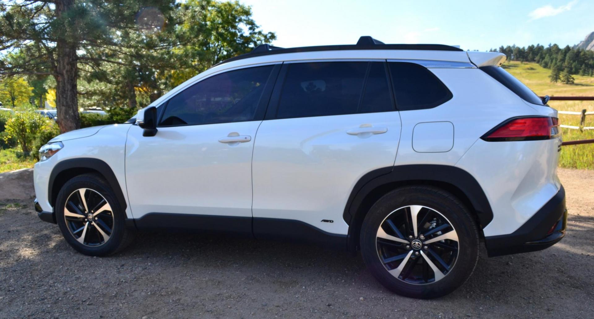 2023 White /Gray Toyota Corolla Cross XSE AWD (7MUFBABG2PV) with an 2.0L L4 DOHC 16V engine, CVT transmission, located at 2510 47th St. Suite 200, Boulder, CO, 80301, (303) 641-0333, 40.026196, -105.243217 - This Beautiful One Owner, Super Low Mile, (5,554 mi.) Corolla Cross Hybrid XSE is a Recent acquisition by Boulder Motors in Boulder Colorado. It is finished in Toyota Gorgeous Wind Chill Pearl with Dark Gray Interior It has a One Owner Clean CarFax and Autocheck showing No Odometer or Problems repor - Photo#2