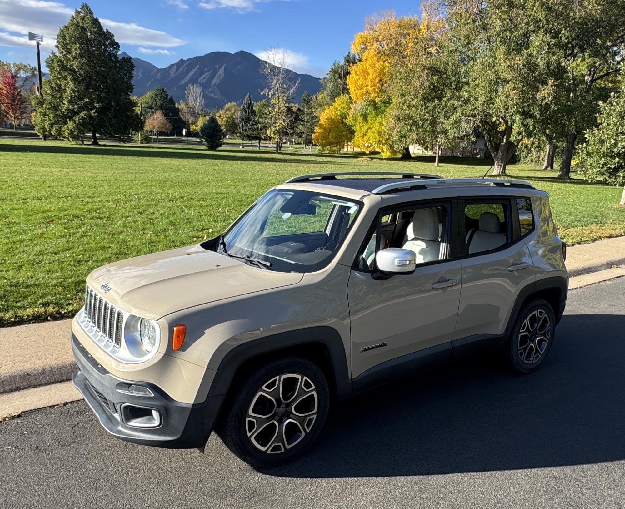 photo of 2015 Jeep Renegade Limited FWD