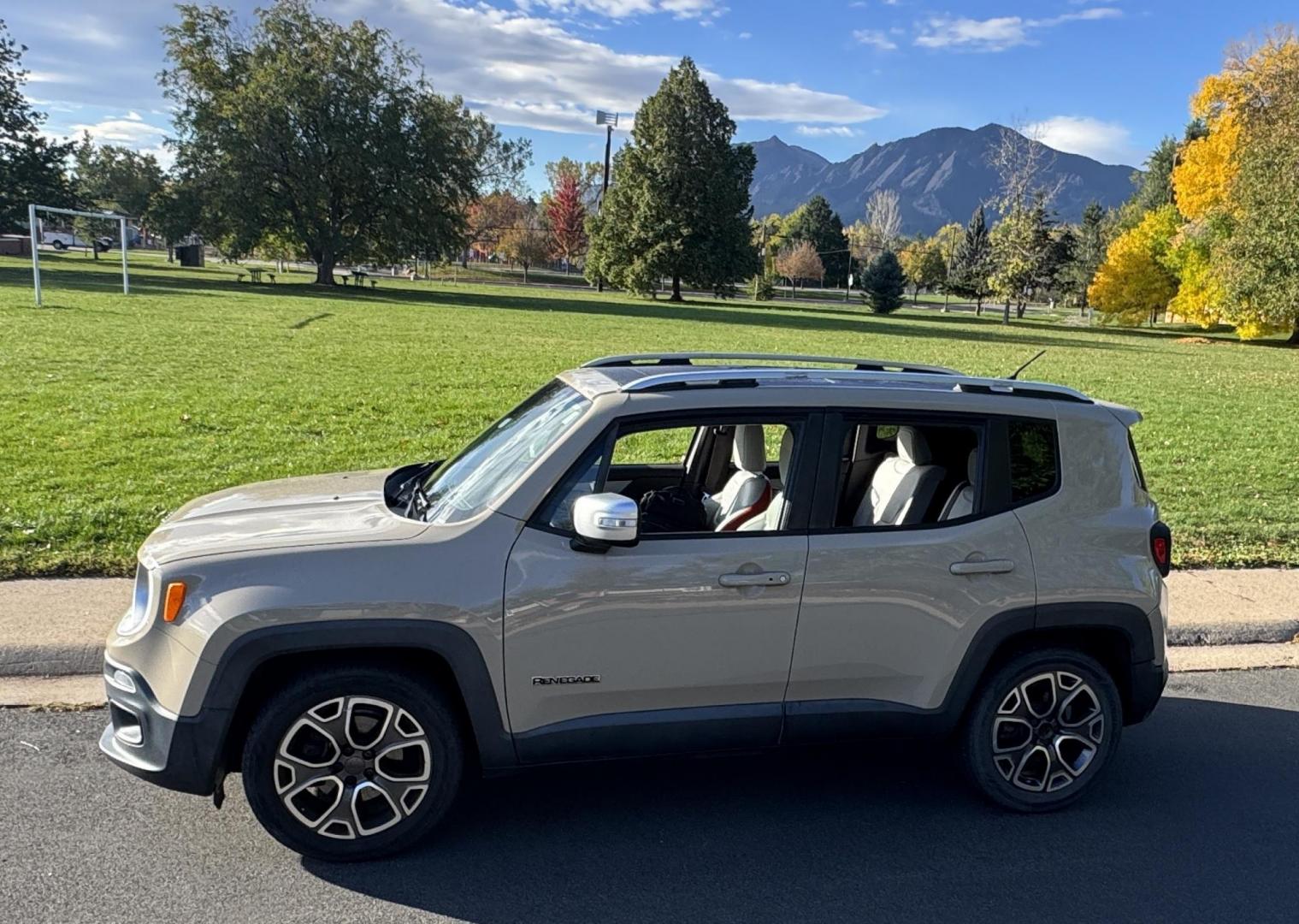 2015 Tan /Gray Jeep Renegade Limited FWD (ZACCJADTXFP) with an 2.4L L4 engine, 9-Speed Automatic transmission, located at 2510 47th St. Suite 200, Boulder, CO, 80301, (303) 641-0333, 40.026196, -105.243217 - Photo#3