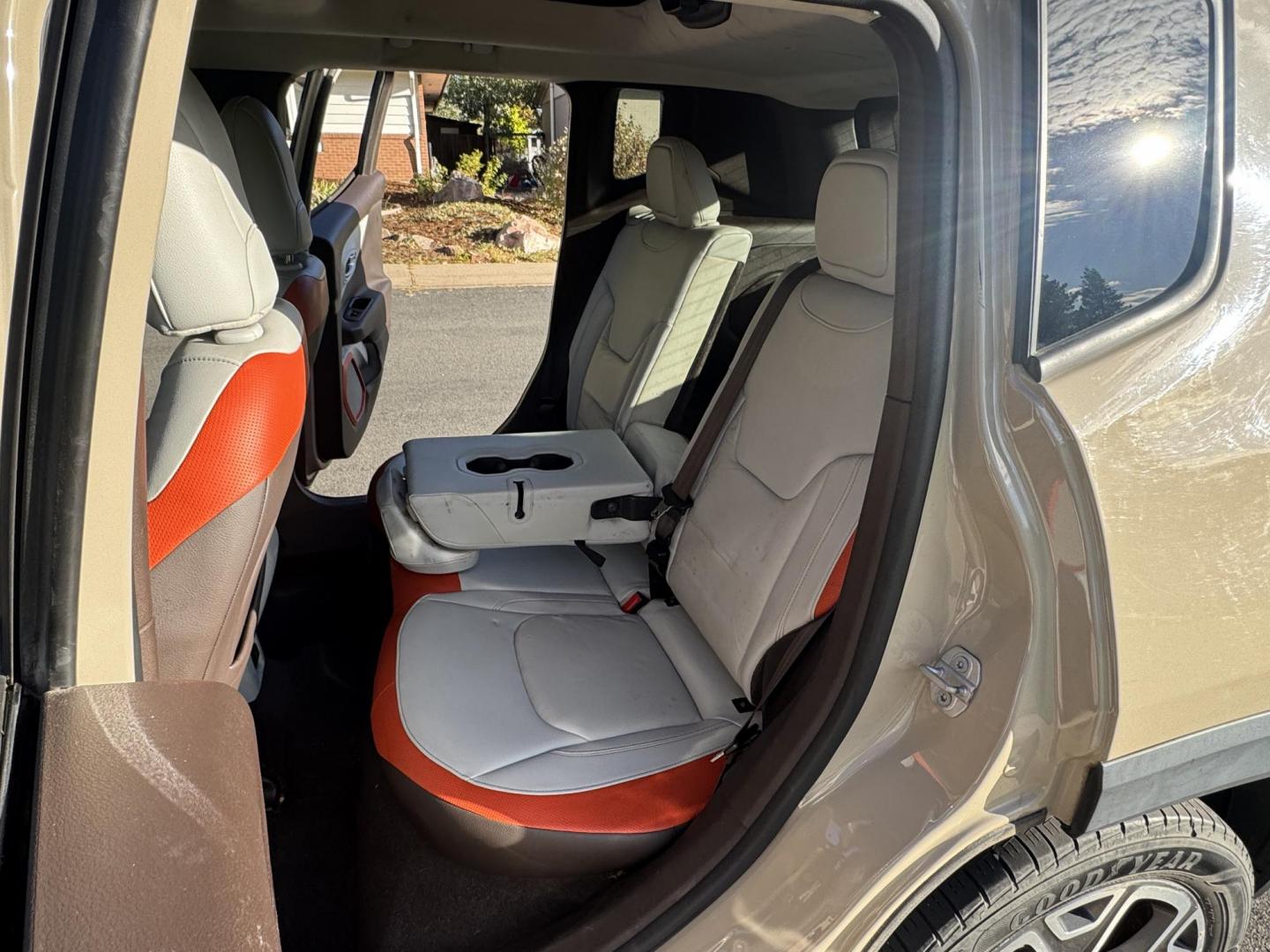 2015 Tan /Gray Jeep Renegade Limited FWD (ZACCJADTXFP) with an 2.4L L4 engine, 9-Speed Automatic transmission, located at 2510 47th St. Suite 200, Boulder, CO, 80301, (303) 641-0333, 40.026196, -105.243217 - Photo#29
