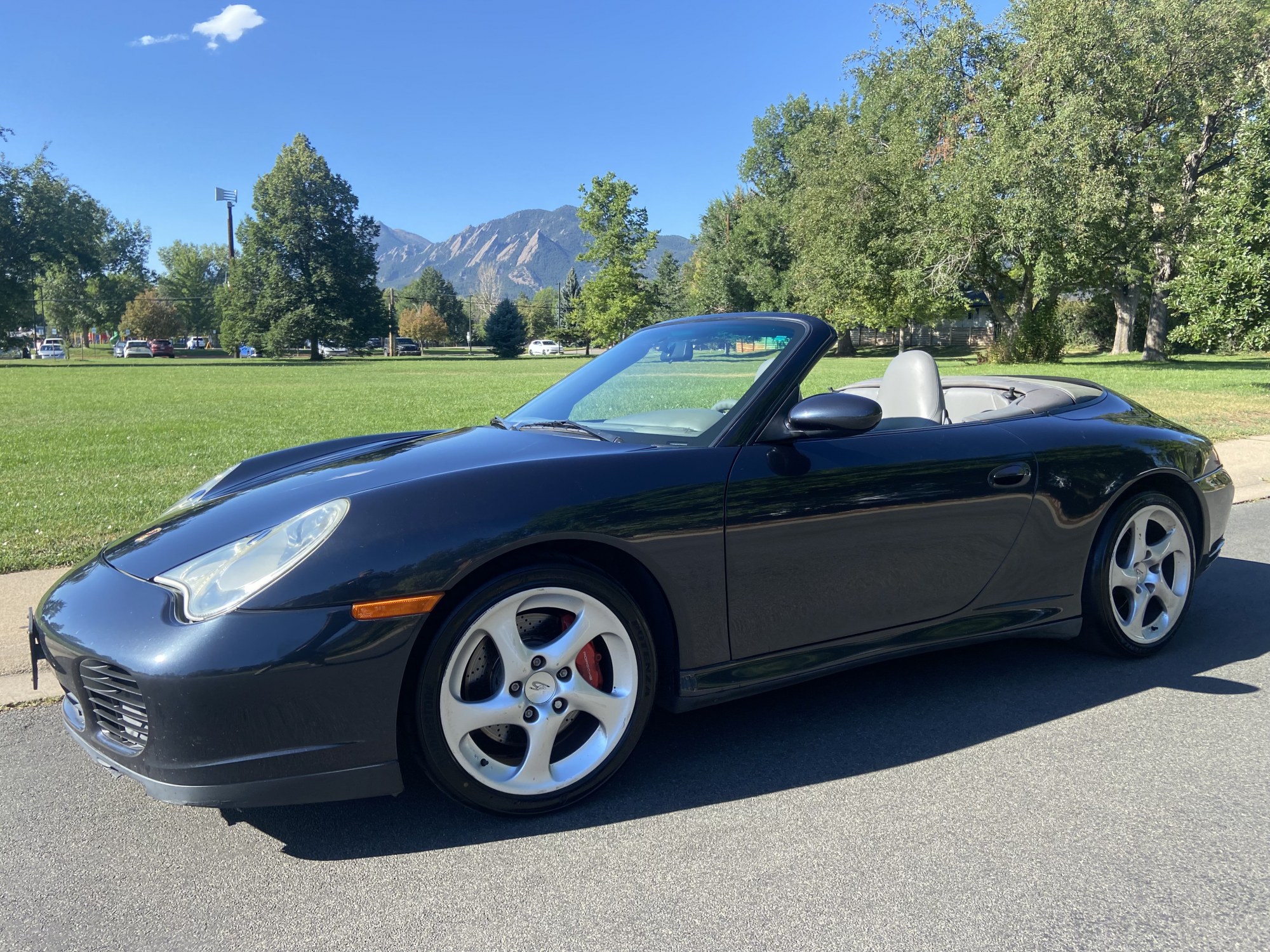 photo of 2004 Porsche 911 C46 6 Speed