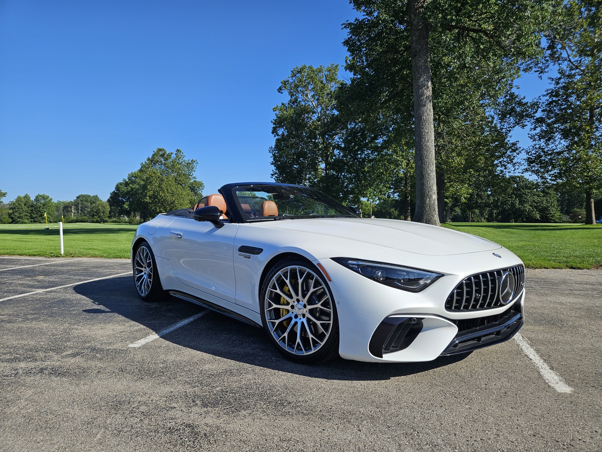 photo of 2023 Mercedes-Benz SL-Class SL55