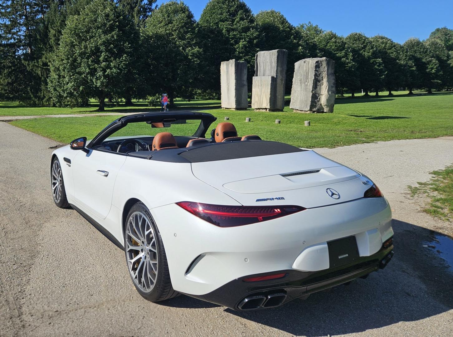 2023 White /Tan Mercedes-Benz SL-Class SL55 (W1KVK8AB5PF) with an 4.0L V8 engine, 9A transmission, located at 2510 47th St. Suite 200, Boulder, CO, 80301, (303) 641-0333, 40.026196, -105.243217 - This Beautiful One Owner, Super Low Mile, (8,215 mi.) SL-Class SL55 is a Recent acquisition by Boulder Motors in Boulder Colorado. It is finished in Mercedes MANUFAKTUR Moonlight White Metallic (885) with Sienna Brown / Black Nappa Leather Interior. It has a One Owner Clean CarFax and Autocheck sho- Photo#7